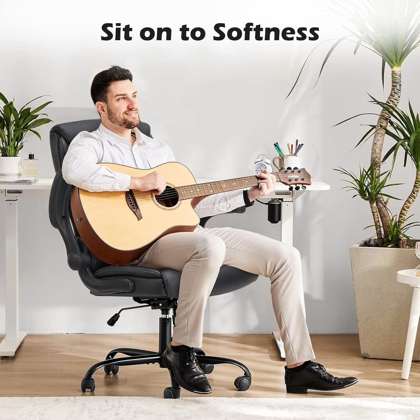 Ergonomic Executive Office Chair – High Back PU Leather, Adjustable Flip-Up Arms, Lumbar Support, Rocking Function, 360° Swivel, Easy Assembly